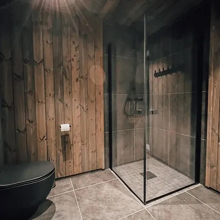 Ferienhaus Modern Mountain - Outdoor Hot Tub - 8 Beds