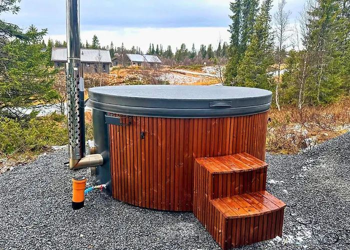 Modern Mountain - Outdoor Hot Tub - 8 Beds Torpo