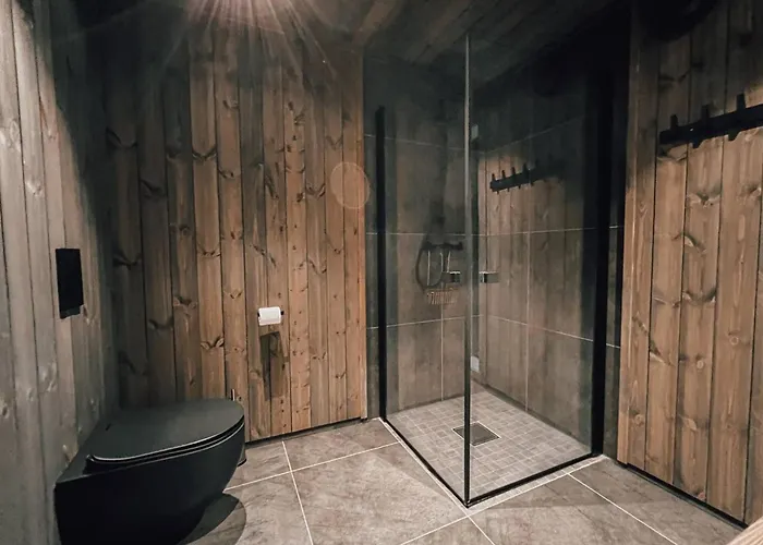 Tatil Evi Modern Mountain - Outdoor Hot Tub - 8 Beds