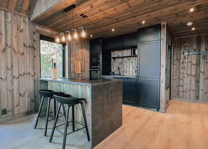 Tatil Evi Modern Mountain - Outdoor Hot Tub - 8 Beds Torpo