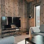 Modern Mountain - Outdoor Hot Tub - 8 Beds * Torpo